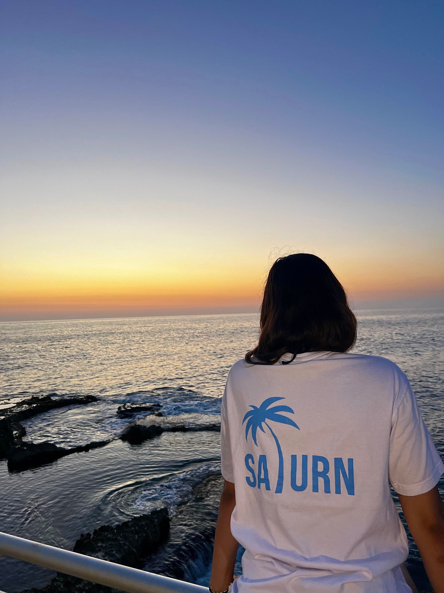 Blue palm tree T-shirt