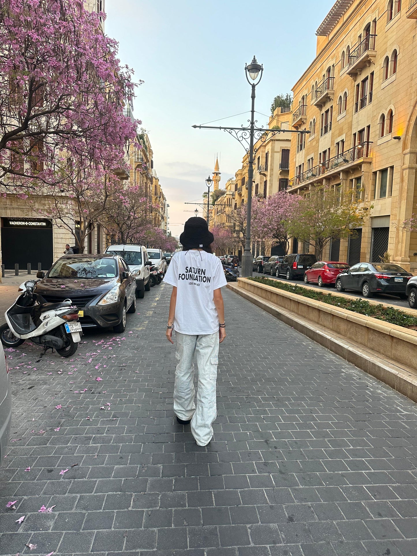 BLACK ON WHITE T-SHIRT